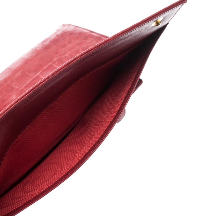 Pre Owned Miu Miu Red Croc Embossed Leather Flap Continental Wallet