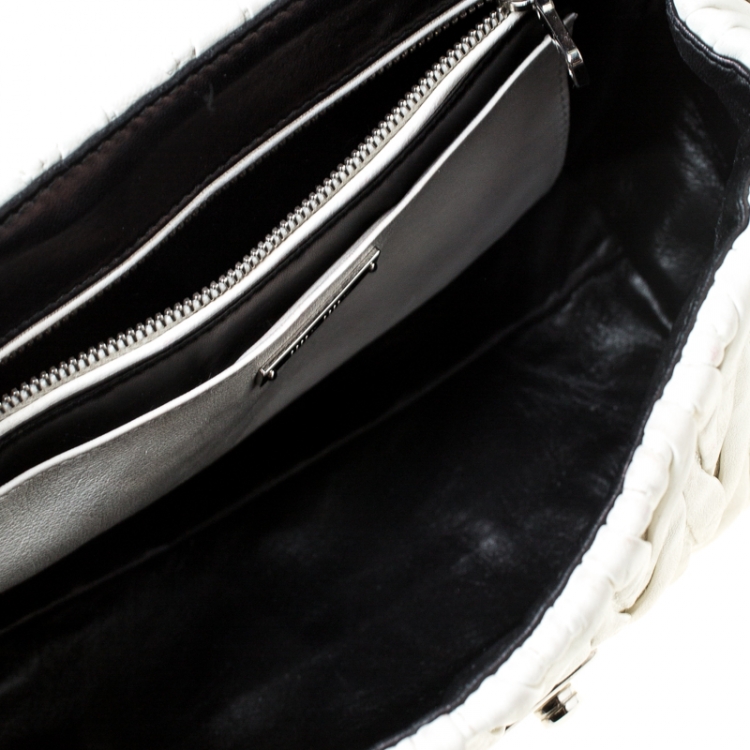 Pre Owned Miu Miu White Matelasse Leather Top Handle Bag