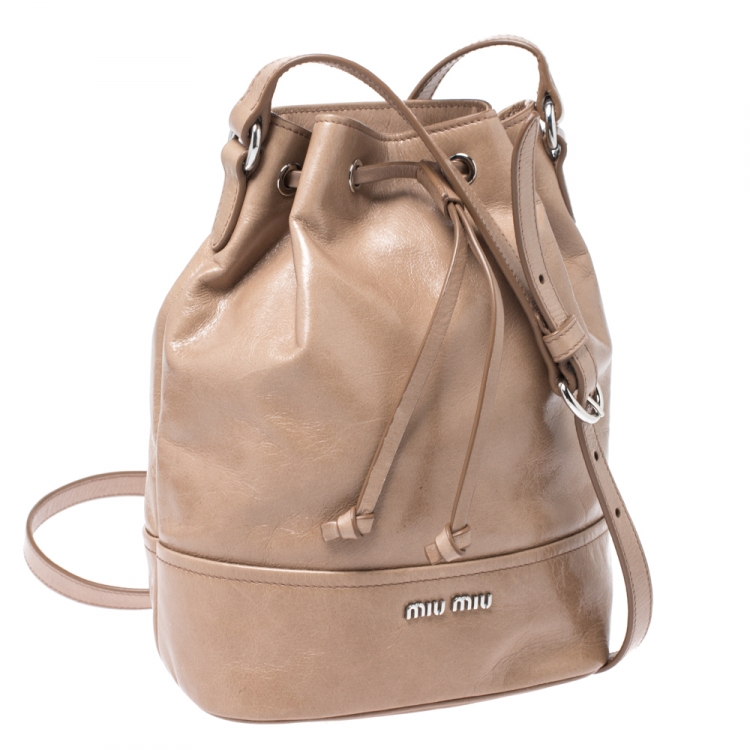 Pre Owned Miu MIu Cammeo Beige Leather Drawstring Bucket Bag