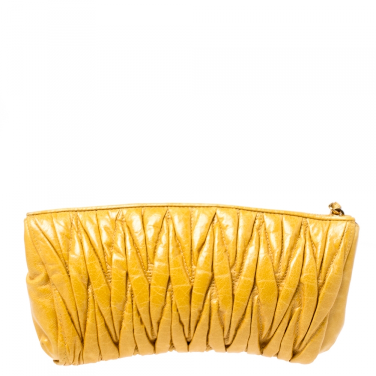 Pre Owned Miu Miu Mustard Matelasse Leather Zip Clutch