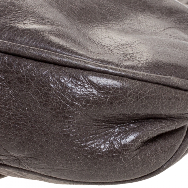 Pre Owned Miu Miu Grey Matelasse Leather Shoulder Bag