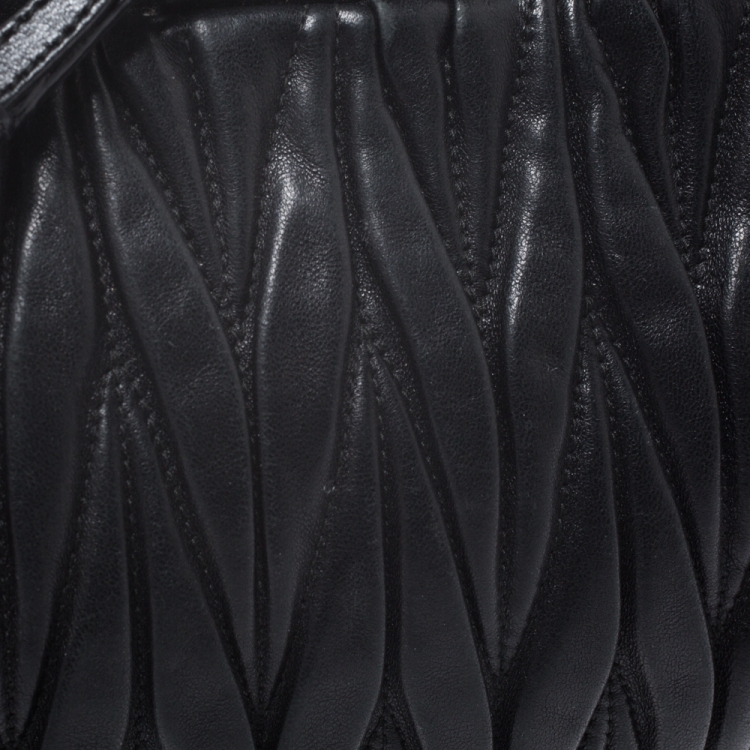 Pre Owned Miu Miu Black Matelasse Leather Crossbody Bag