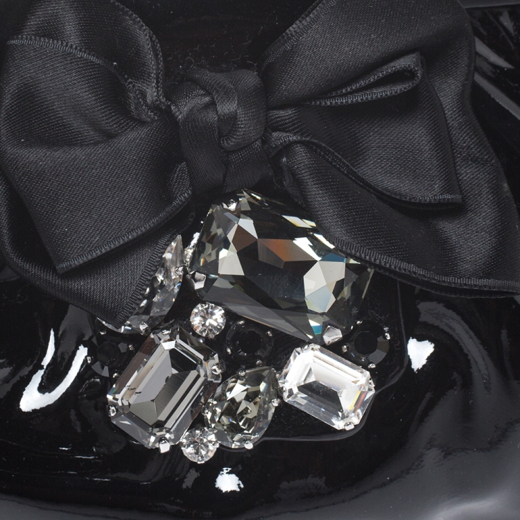 Pre Owned Miu Miu Black Patent Leather Crystal Embellished Clutch