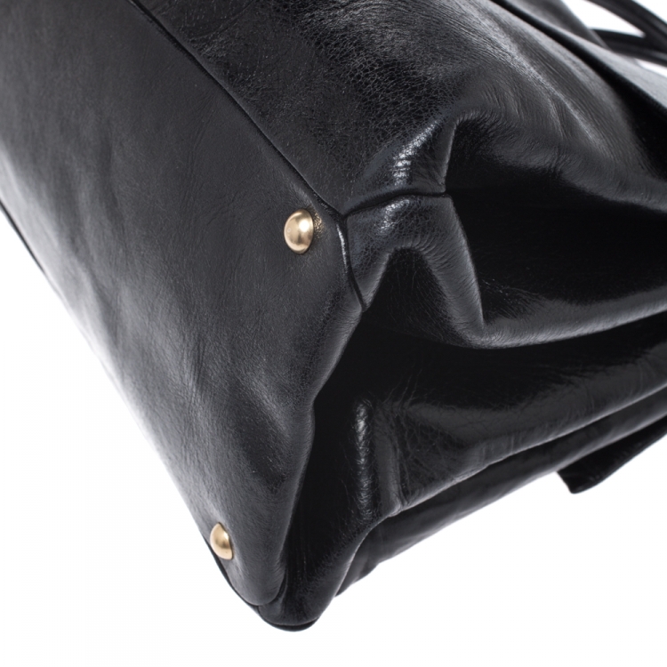 Pre Owned Miu Miu Black Glossy Leather Top Handle Bag