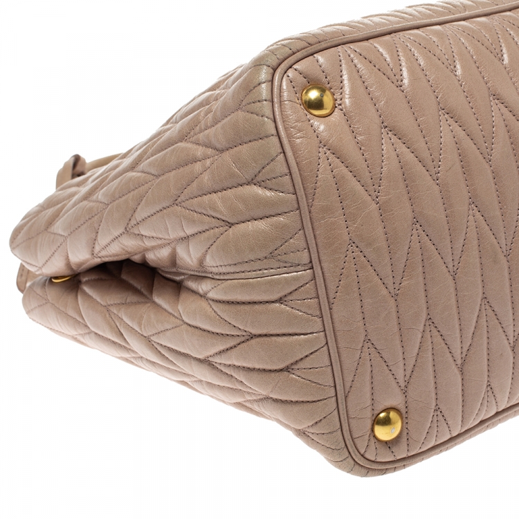 Pre Owned   Miu Miu Beige Metalasse Leather Covertible Tote