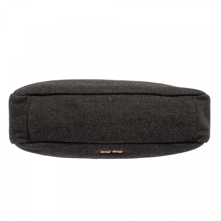 Pre Owned Miu Miu Grey Wool Felt Oversized Clutch