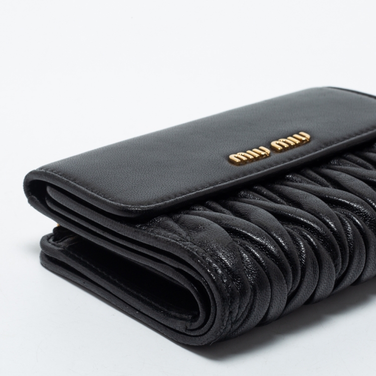 Pre Owned Miu Miu Black Matelasse Leather Flap Compact Wallet