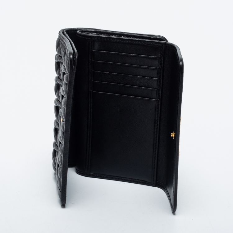 Pre Owned Miu Miu Black Matelasse Leather Flap Compact Wallet