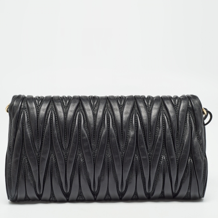 Pre Owned Miu Miu Black Matelassé Leather Flap Clutch Bag