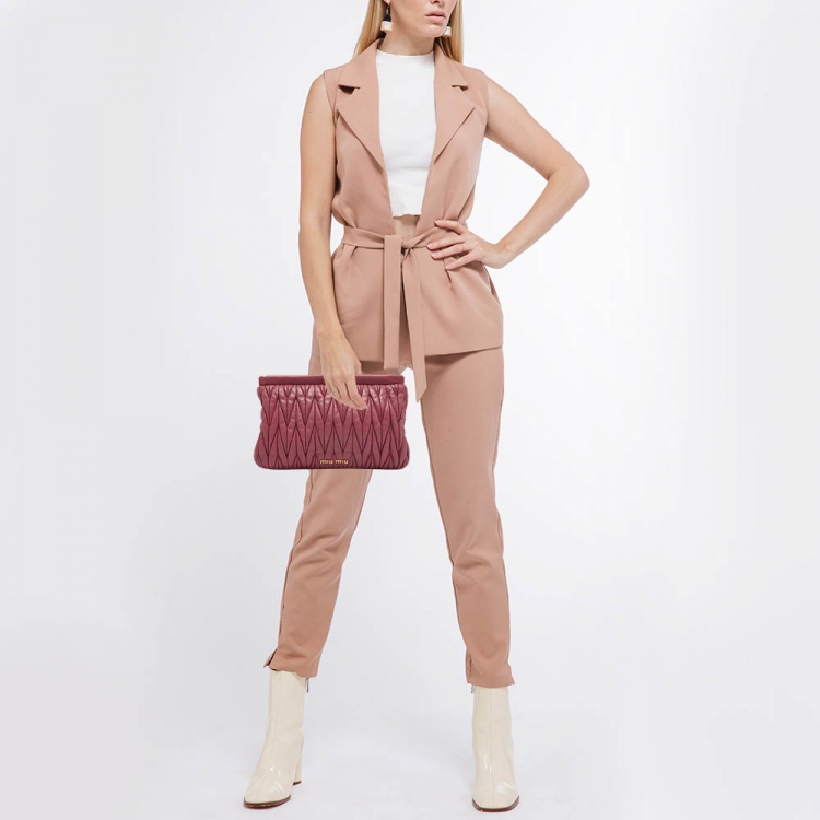 Pre Owned Miu Miu Dark Pink Matelassé Leather Frame Clutch