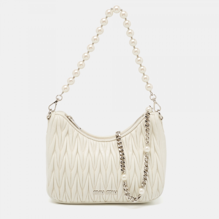 Pre Owned Miu Miu White Matelassé Leather Pearl Embellished Chain Bag