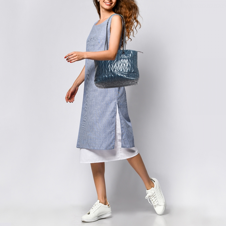 Miu Miu Dark Blue Matelassé Vitello Shine Leather Tote Miu Miu | TLC