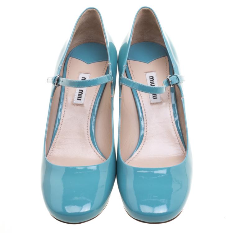 مملوكة مسبقًا Miu Miu Blue Patent Leather Crystal Embellished Heel Mary Jane Pumps Size 38