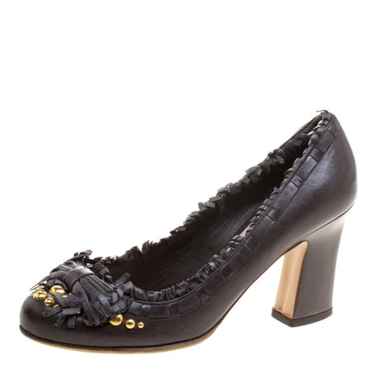 مملوكة مسبقًا Miu Miu Dark Grey Leather Studded Fringe Bow Detail Pumps Size 38