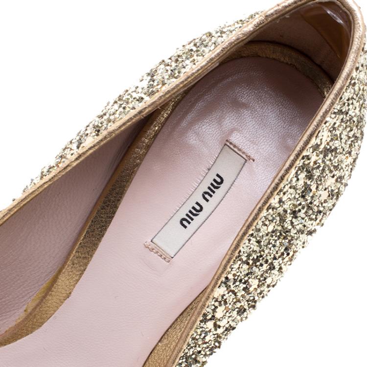 Pre Owned Miu Miu Gold Glitter Velvet Bow Peep Toe Platform Pumps Size 36.5