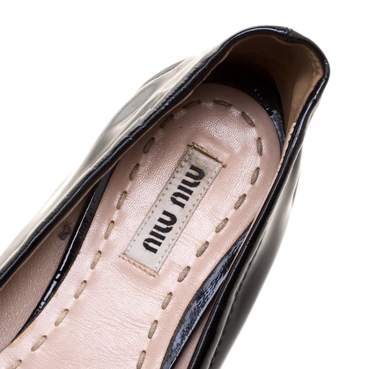 Pre Owned Miu Miu Black Patent Leather Bow Crystal Embellished Ballet Flats Size 36.5