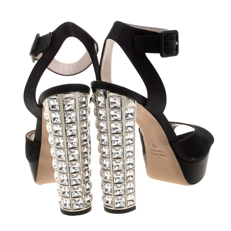 مملوكة مسبقًا Miu Miu Black Satin Crystal Embellished Block Heel Ankle Strap Sandals Size 40