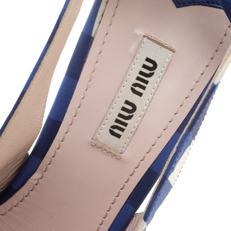Pre Owned Miu Miu Blue/White Checkered Satin Bow Detail Slingback Sandals Size 39