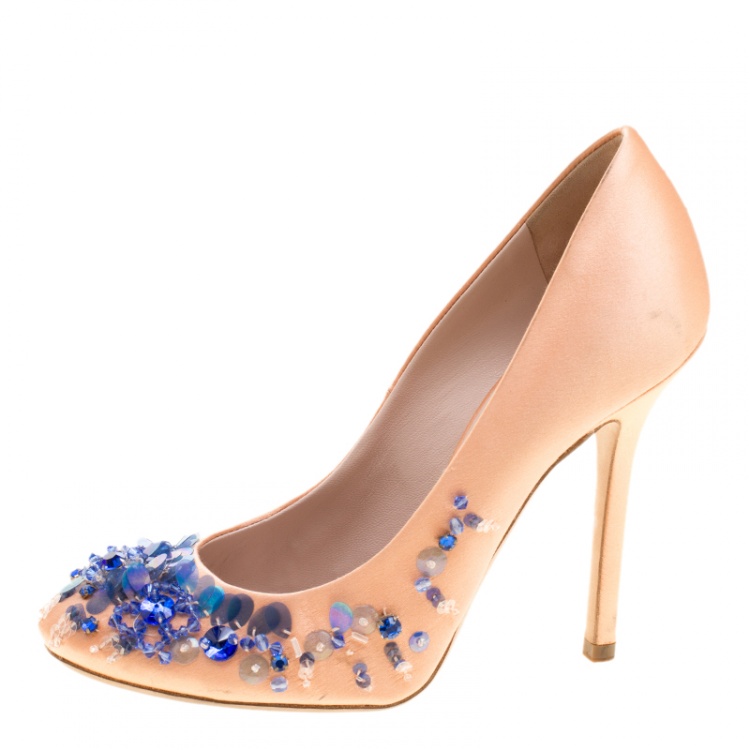 Pre Owned Miu Miu Peach Satin Embellished Pumps Size 36