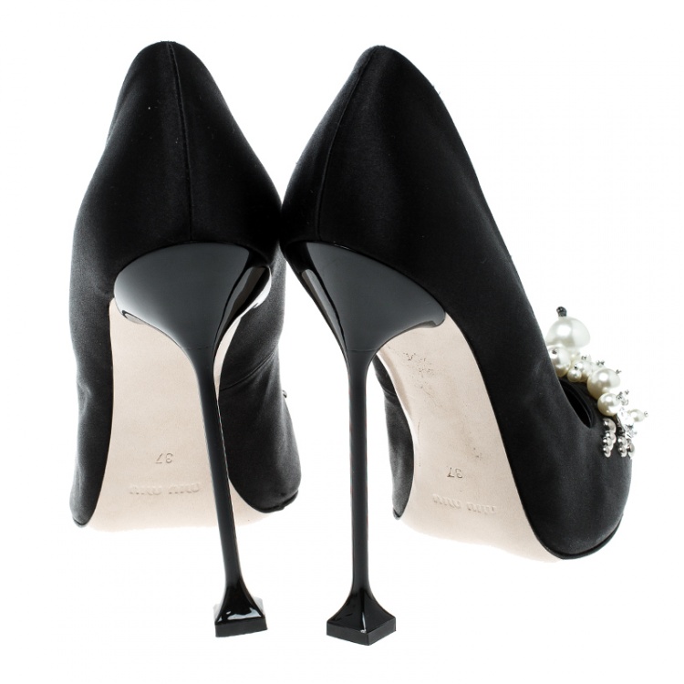 Pre Owned Miu Miu Black Satin Crystal and Pearl Embellished Pointed Toe Pumps Size 37