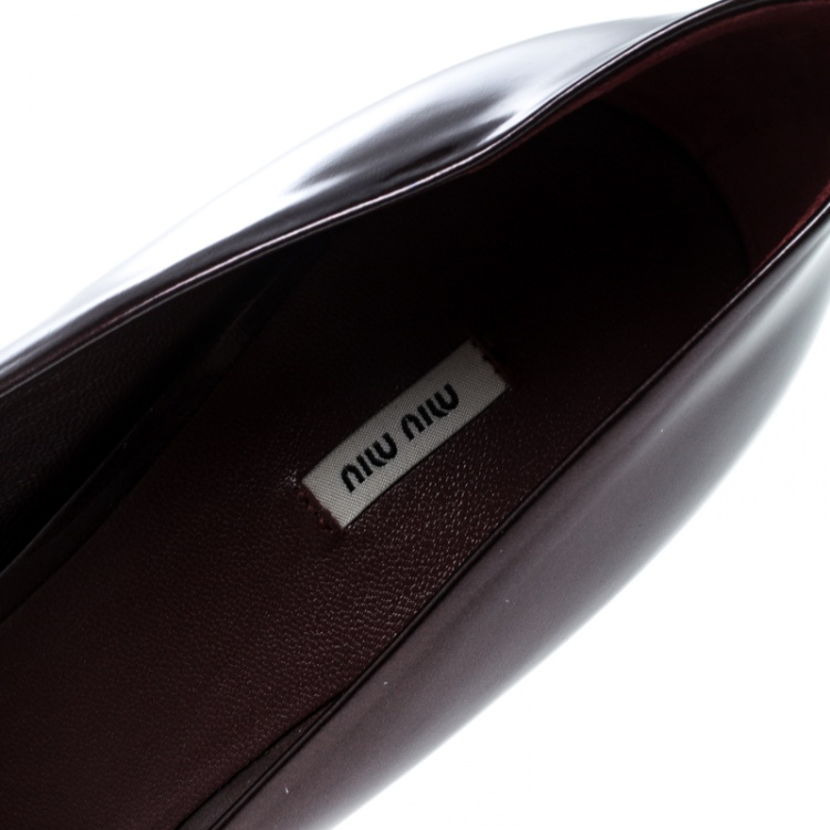 Pre Owned Miu Miu Burgundy Patent Leather Pumps Size 38