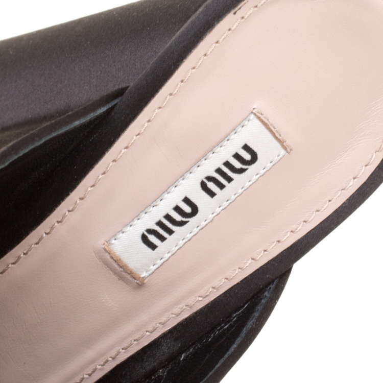 Pre Owned Miu Miu Black Satin Crystal and Faux Pearl Embellished Brooch Peep Toe Mules Size 40