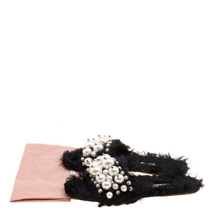Pre Owned Miu Miu Black Faux Fur Pearl Flat Sandals Size 39