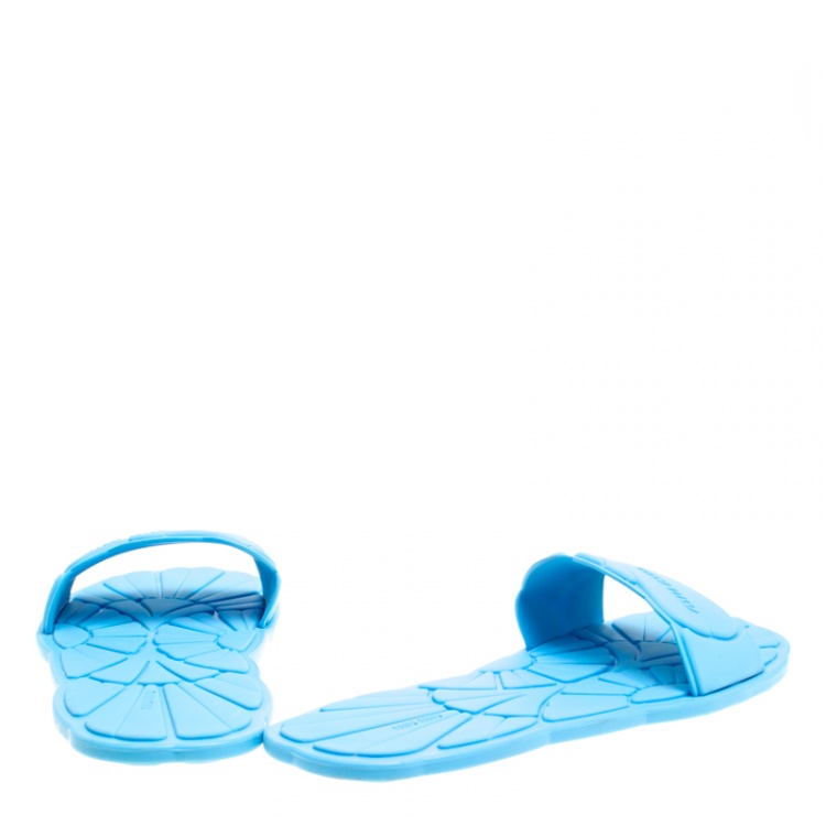 Pre Owned Miu Miu Blue Rubber Wavy Slippers Size 38