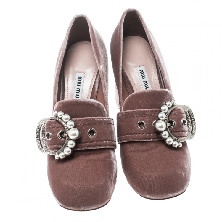 Pre Owned Miu Miu Pale Pink Velvet Pearl Embellished Buckle Block Heel Loafer Pumps Size 39.5