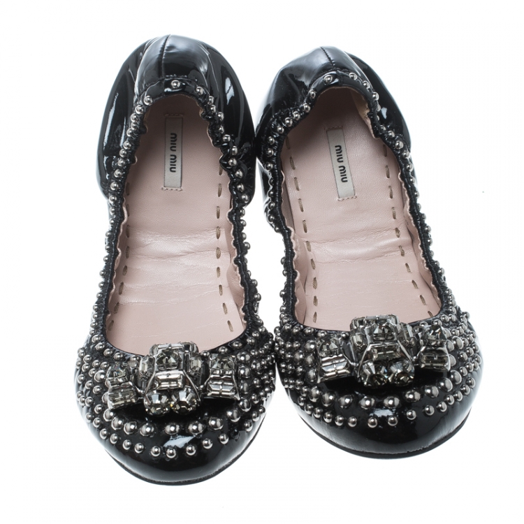 Pre Owned Miu Miu Black Studded Patent Leather Crystal Embellished Ballet Flats Size 37.5