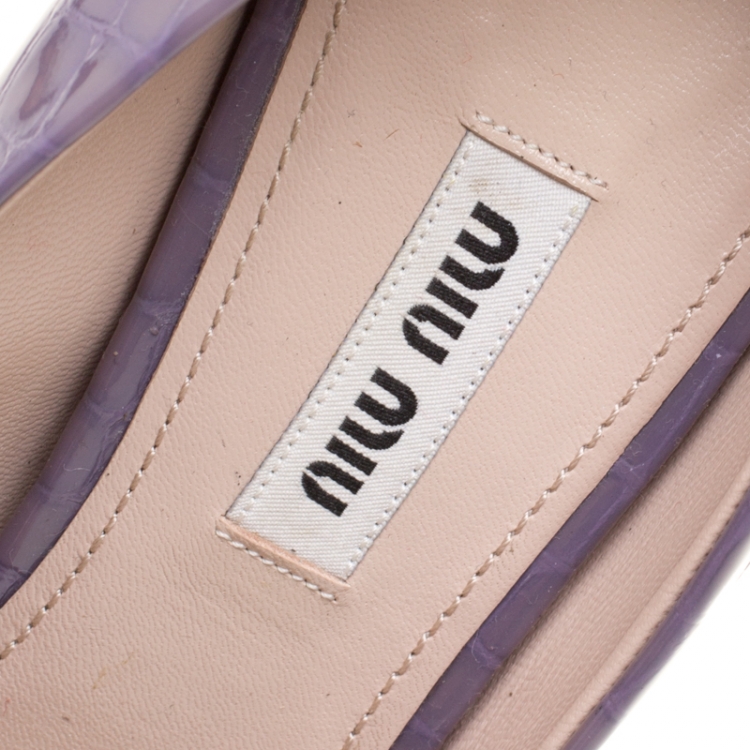 Pre Owned Miu Miu Purple Croc Embossed Patent Leather Pumps Size 39