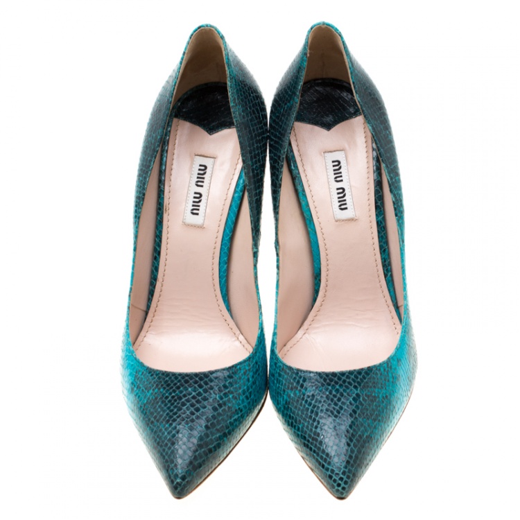 Pre Owned Miu Miu Two Tone Python Embossed Leather Pointed Toe Pumps Size 39.5
