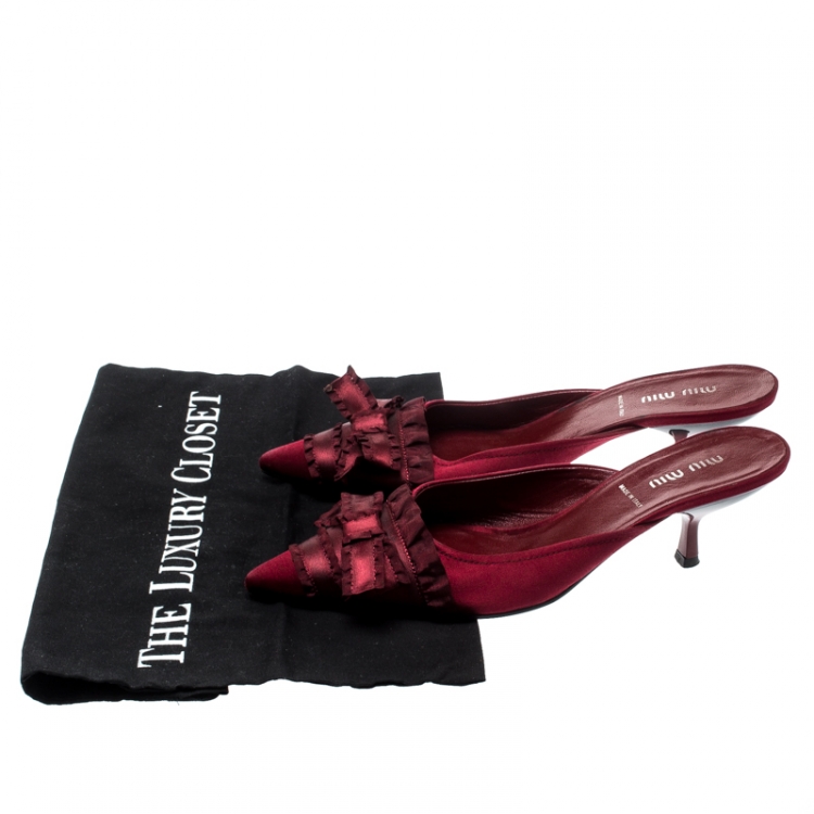 Pre Owned Miu Miu Burgundy Satin Bow Mules Size 37