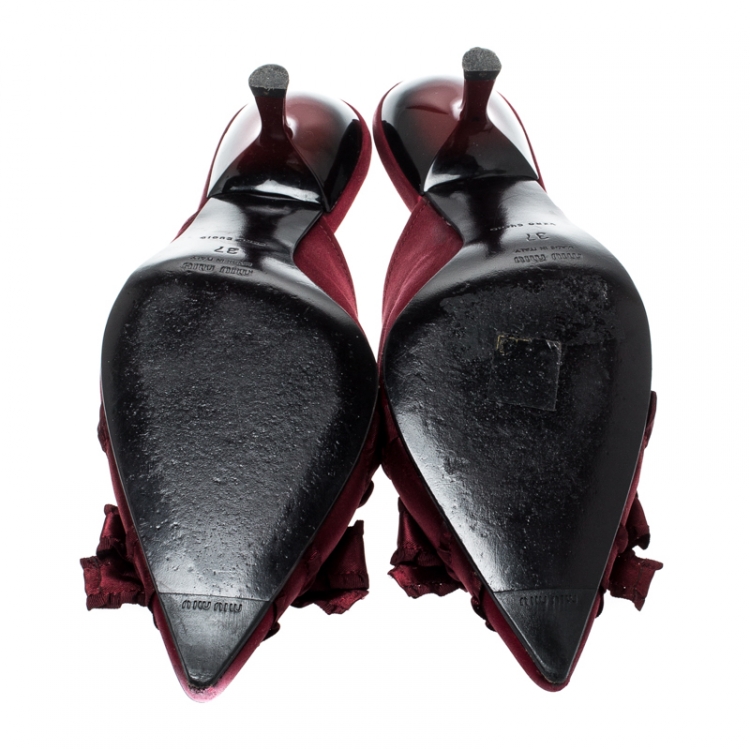 Pre Owned Miu Miu Burgundy Satin Bow Mules Size 37