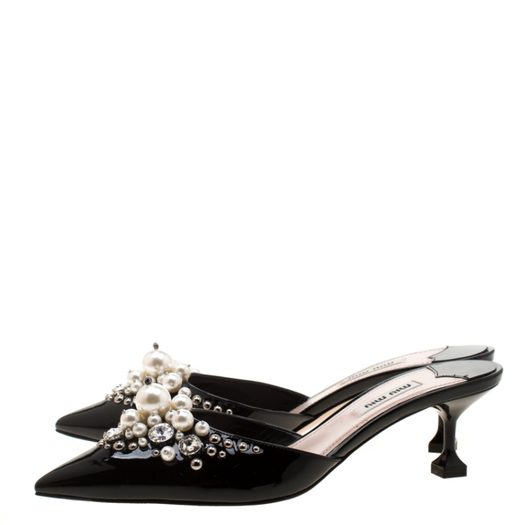 Pre Owned Miu Miu Black Patent Leather Faux Pearl Embellished Pointed Toe mules Size 38