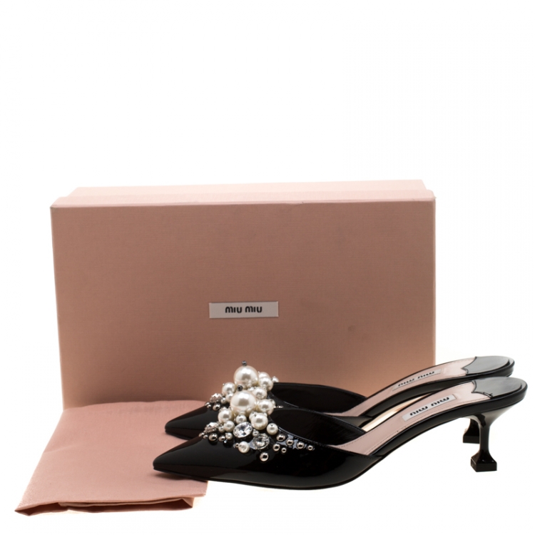 Pre Owned Miu Miu Black Patent Leather Faux Pearl Embellished Pointed Toe mules Size 38
