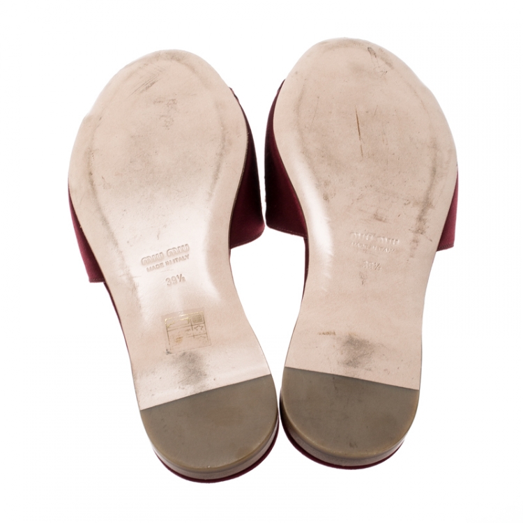Pre Owned Miu Miu Burgundy Satin And PVC Crystal Embellished Flats Size 39.5