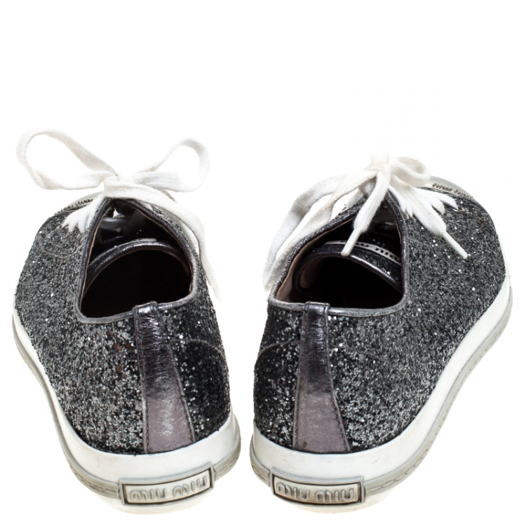 Pre Owned Miu Miu Metallic Silver Glitter And Metal Cap Toe Low Top Sneakers Size 39