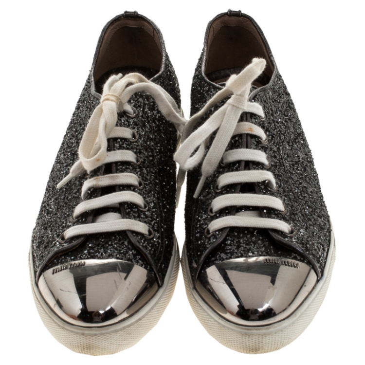 Pre Owned Miu Miu Metallic Silver Glitter And Metal Cap Toe Low Top Sneakers Size 39
