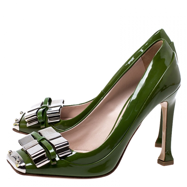 Pre Owned Miu Miu Green Patent Leather Metal Square Toe And Bow Detail Pumps Size 36.5