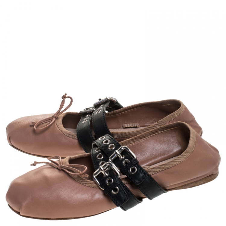 Pre Owned Miu Miu Beige Leather Buckle Detail Ballet Flats Size 39.5