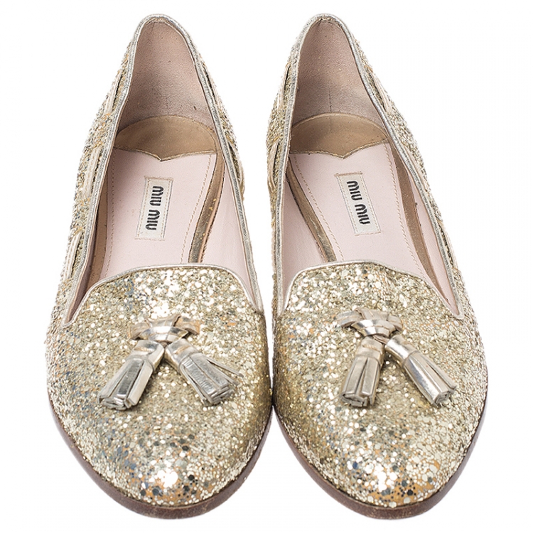 Pre Owned Miu Miu Gold Coarse Glitter Fabric And Leather Tassel Pointed Toe Flats Size 39.5