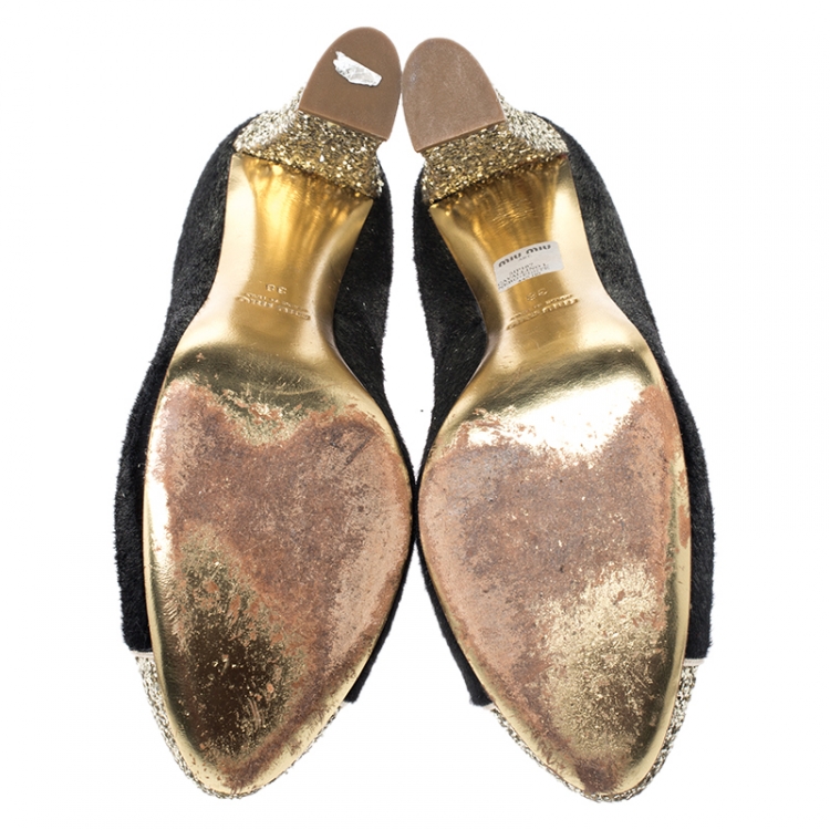 مملوكة مسبقًا Miu Miu Black Metallic Calf Hair Glitter Trimmed Pumps Size 38