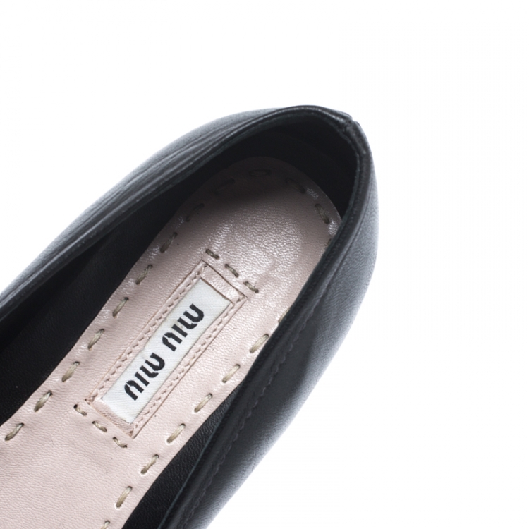 Pre Owned Miu Miu Black Leather Metal Cap Toe Slip On Sneakers Size 37.5