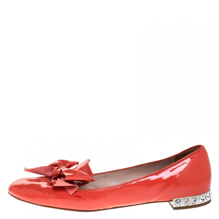 Pre Owned Miu Miu Orange Patent Leather Bow Smoking Slippers Size 38