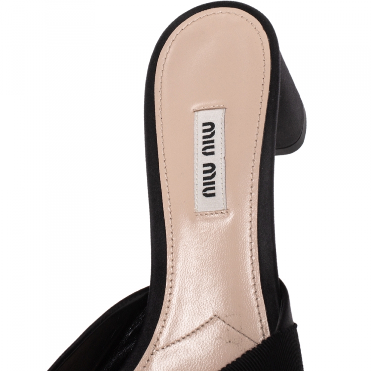 Pre Owned Miu Miu Black Satin Crystal Embellished Open Toe Sandals Size 38.5