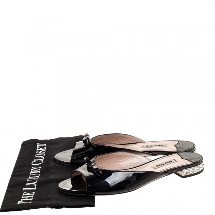 Pre Owned Miu Miu Black Patent Leather Crystal Embellished Heel Bow Flat Slides Size 37