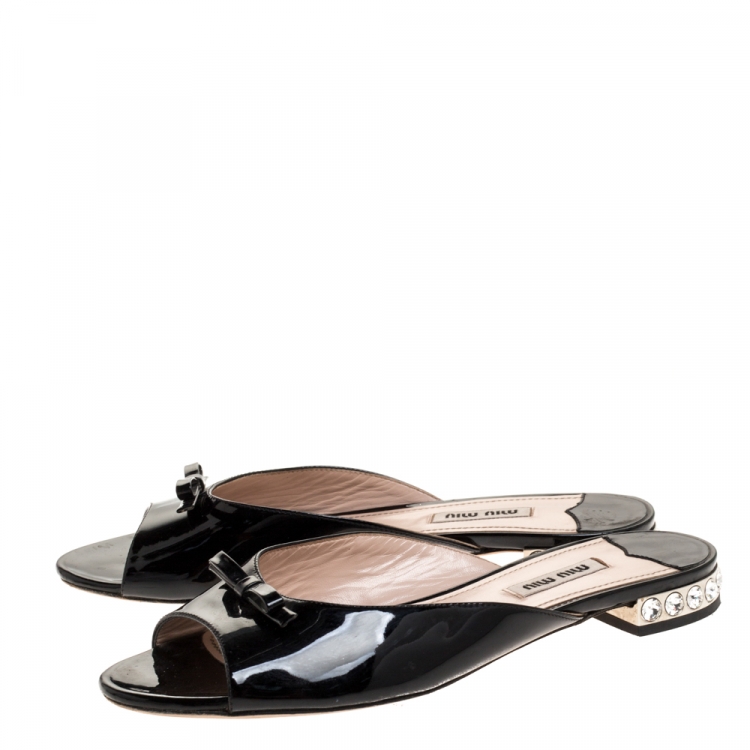 Pre Owned Miu Miu Black Patent Leather Crystal Embellished Heel Bow Flat Slides Size 37