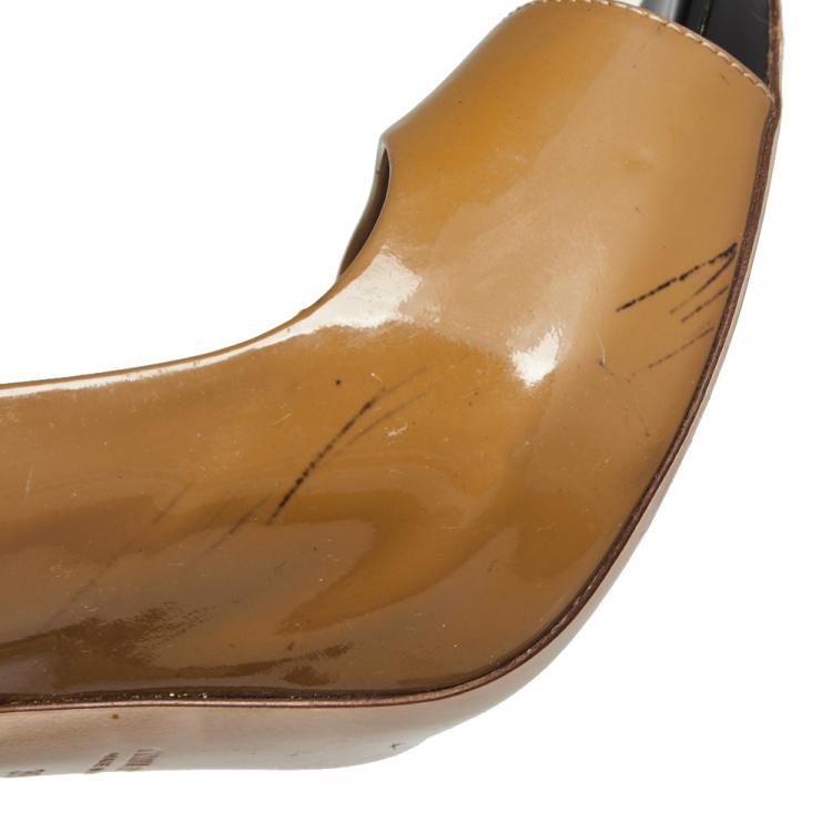 Pre Owned Miu Miu Brown/Black Patent Leather Peep Toe Platform Pumps Size 39