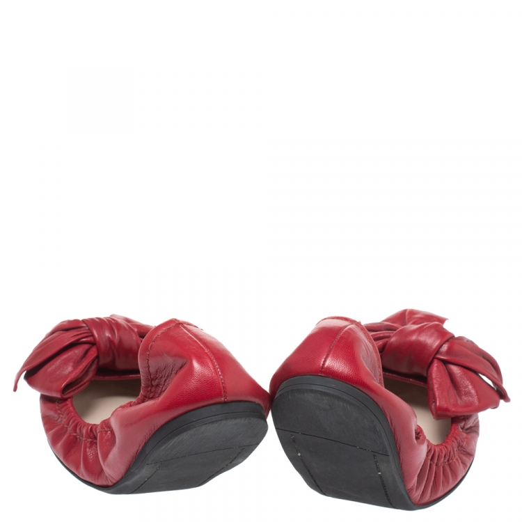 Pre Owned Miu Miu Red Leather Knotted Bow Scrunch Ballet Flats Size 37